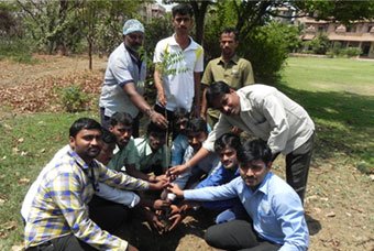 Planting trees on Earth Day 2017