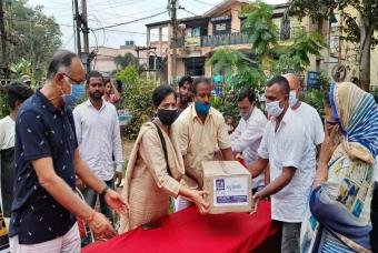 Covid-19 Relief Kits being distributed in Hazaribagh, Jharkhand