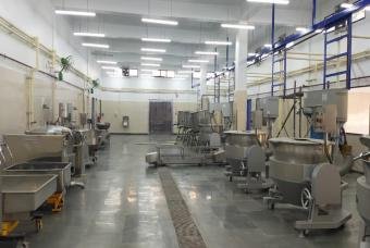 A glimpse of the kitchen area