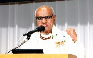 Shri Madhu Pandit Dasa, Chairman, Akshaya Patra, delivering his acceptance speech at Nikkei Asia Prizes in Tokyo