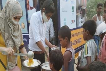 Robin Hood Army helps Akshaya Patra’s relief effort